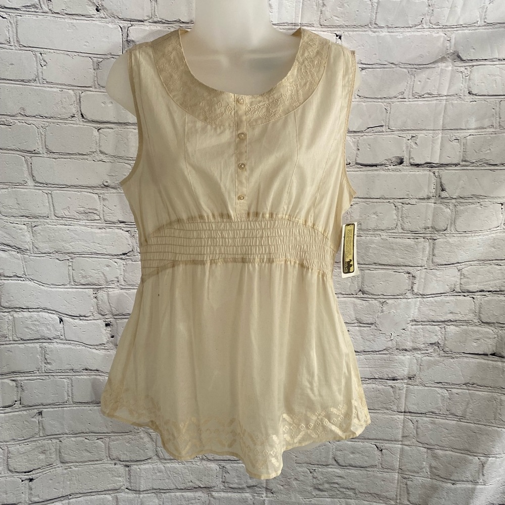 Bit & Bridal Sleeveless Top